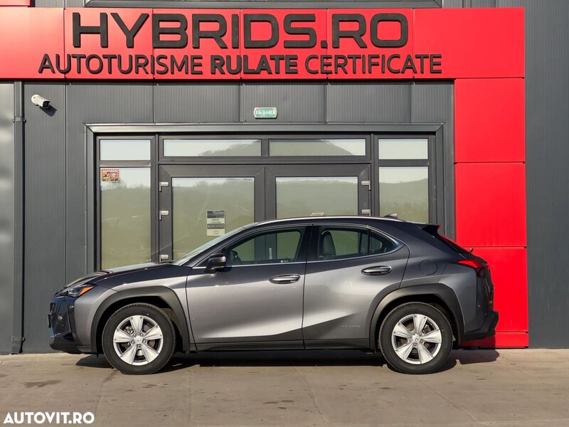 Lexus UX